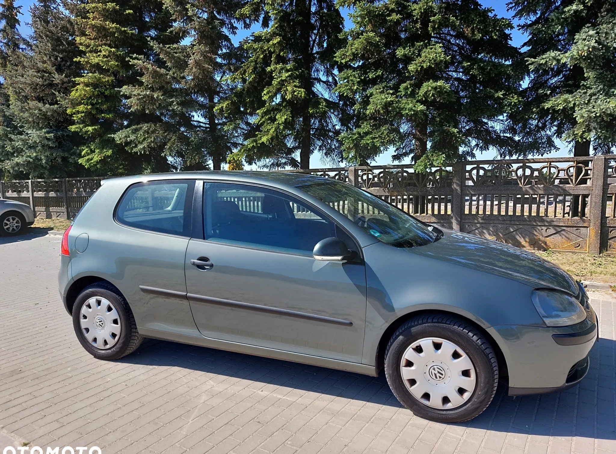 Volkswagen Golf cena 9900 przebieg: 199000, rok produkcji 2004 z Płońsk małe 326